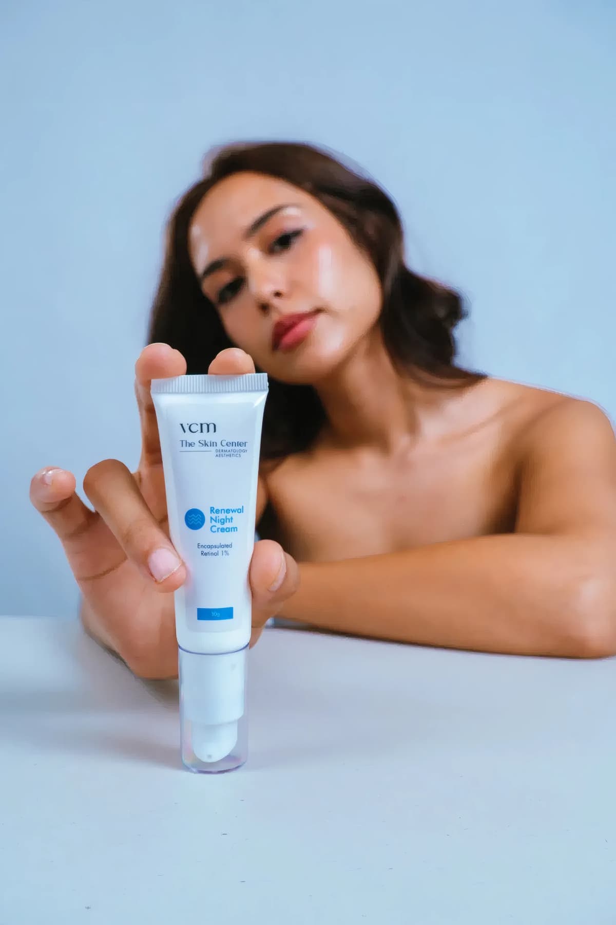 Retinol Renewal Night Cream lifestyle photo 1
