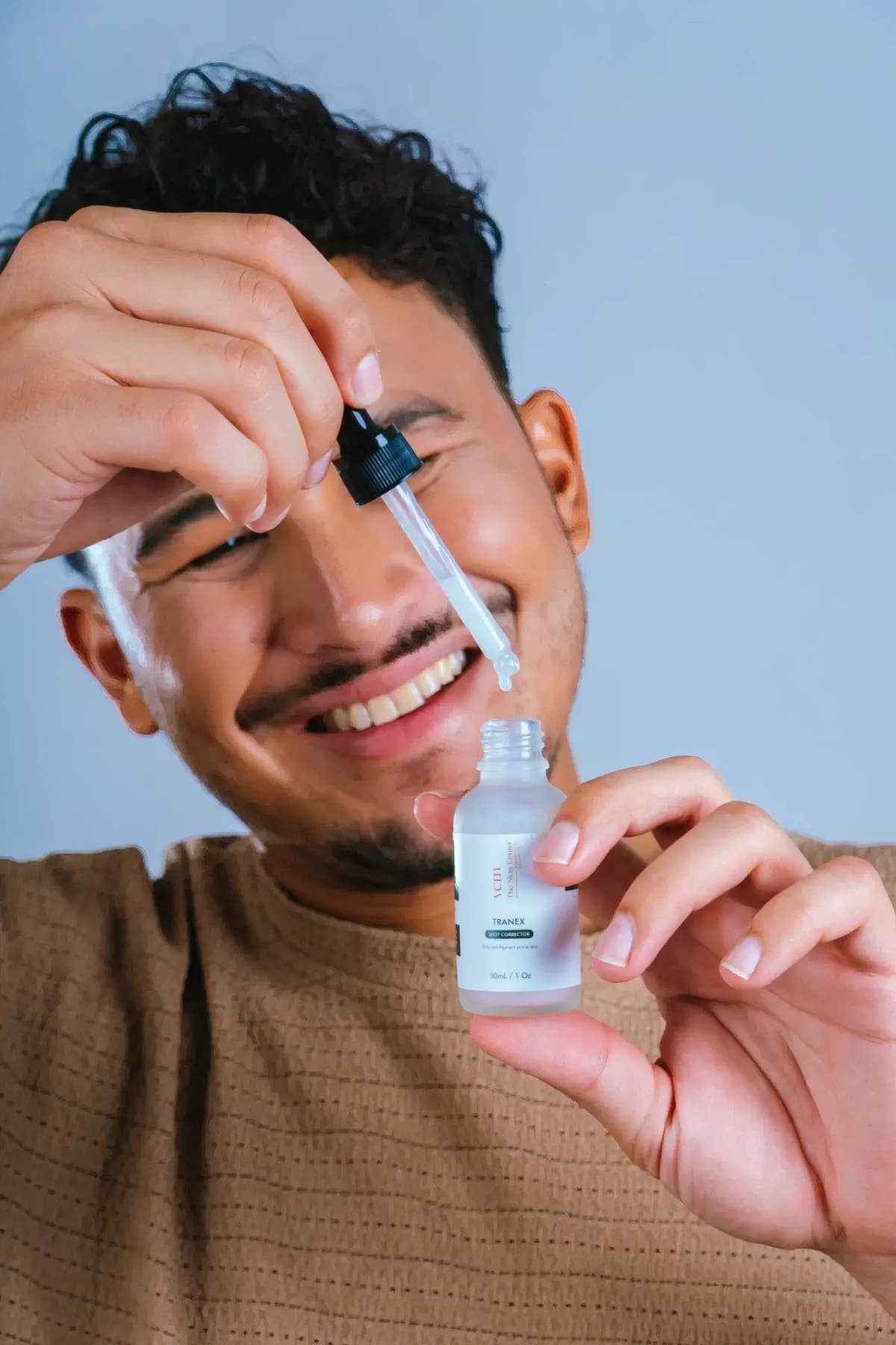 Exfoderm Serum lifestyle photo 2